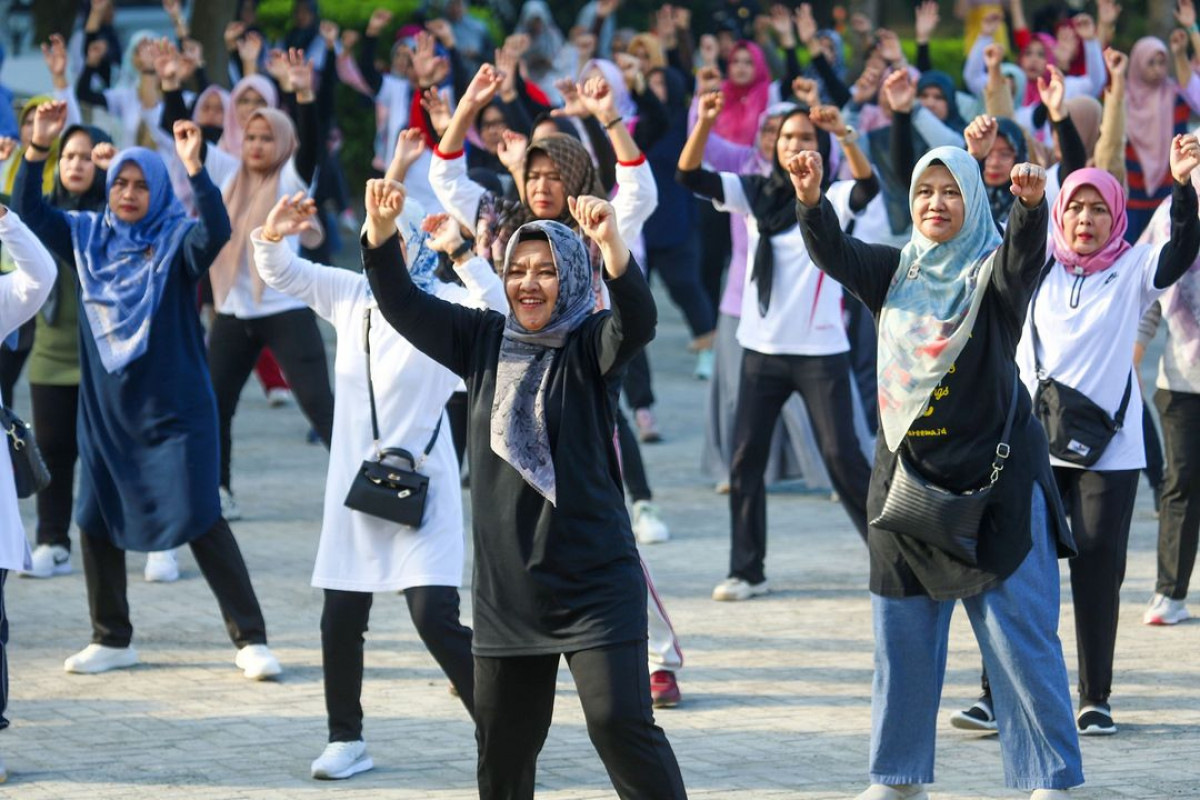 Pj Gubernur Banten Al Muktabar Ajak Terapkan Pola Hidup Sehat