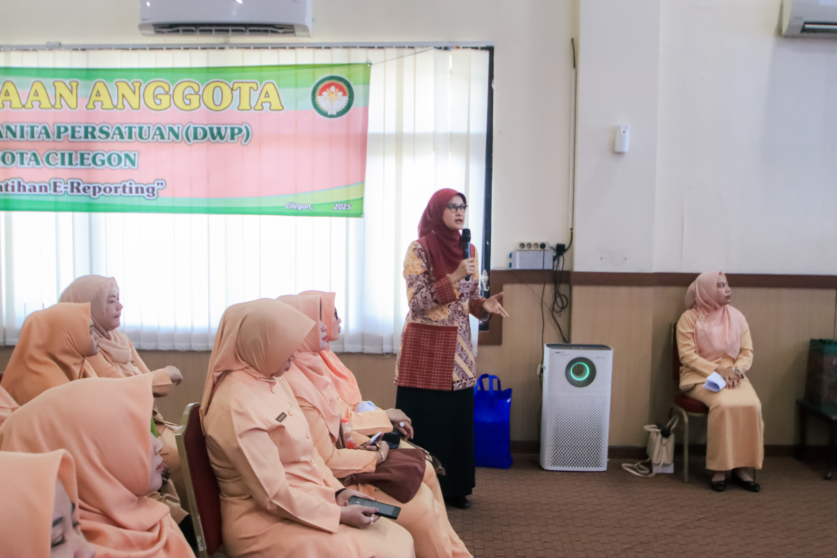 Pembinaan Anggota DWP Kota Cilegon : Tingkatkan Moderenisasi Lewat Pelatihan e-Reporting