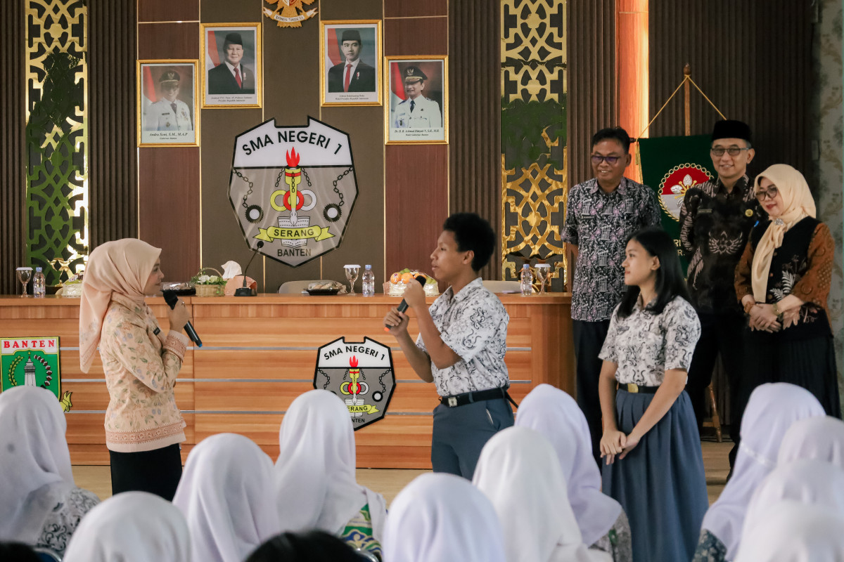 DWP Provinsi Banten Tanamkan Literasi Digital dan Karakter Generasi Muda Melalui Program DWP Mengajar